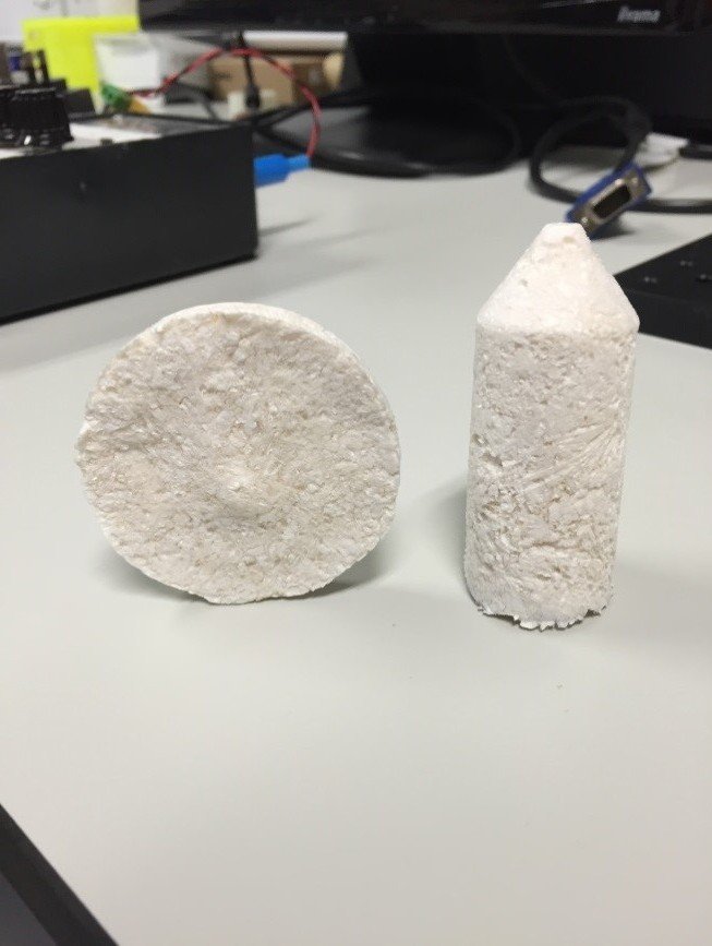 Figure 1)&nbsp;3D structures made of “cellu-poop”. The structure are very light, and have shown no collapse / faults so far (March 2017).