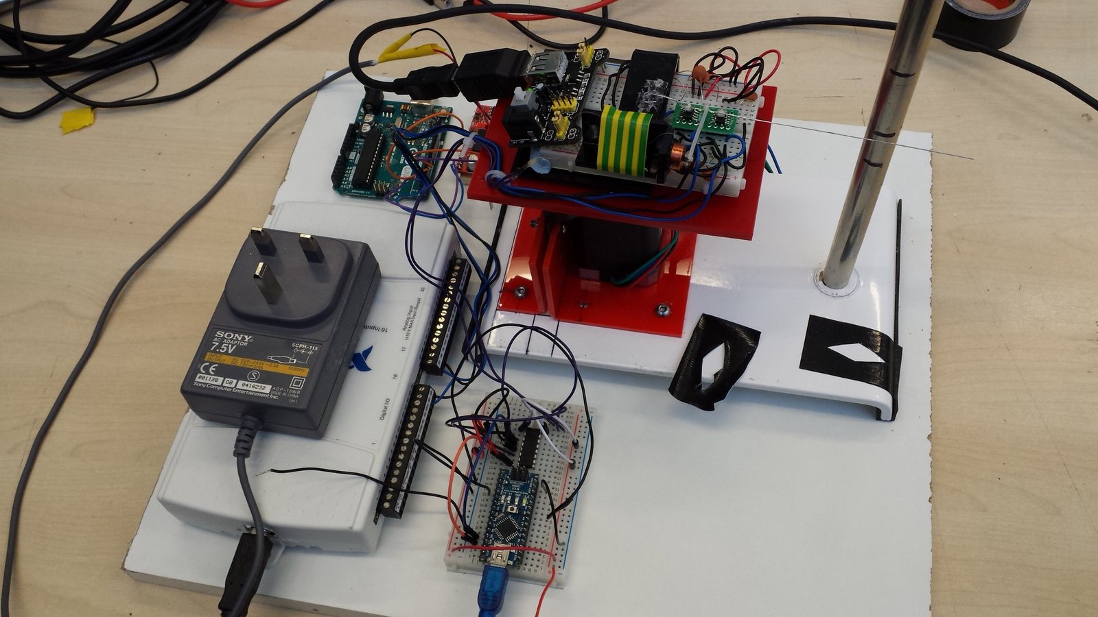 Whiskeroscope: rodent whisker inspired sensor for use in analysis of plant tissue structure
