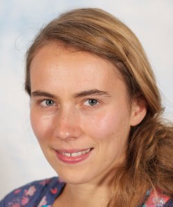 joanna_brunker_250_300.jpg