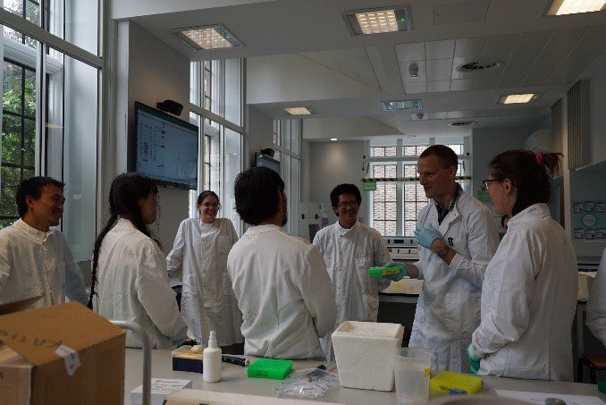 Workshop photo 3.jpg
